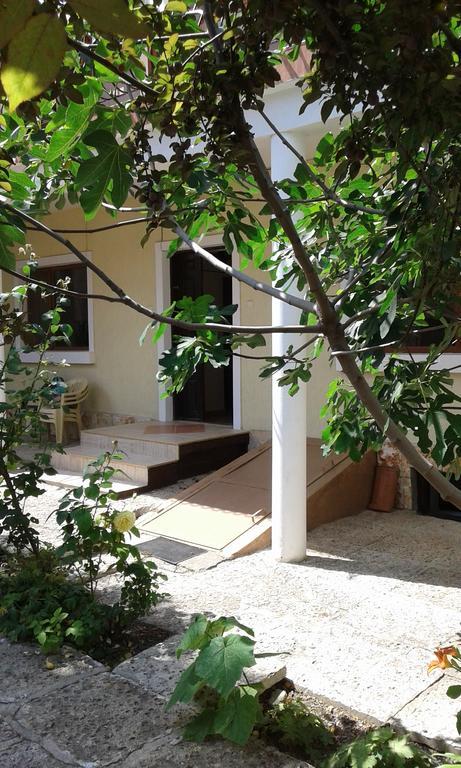 Guest House Yoanna Balchik Exterior foto