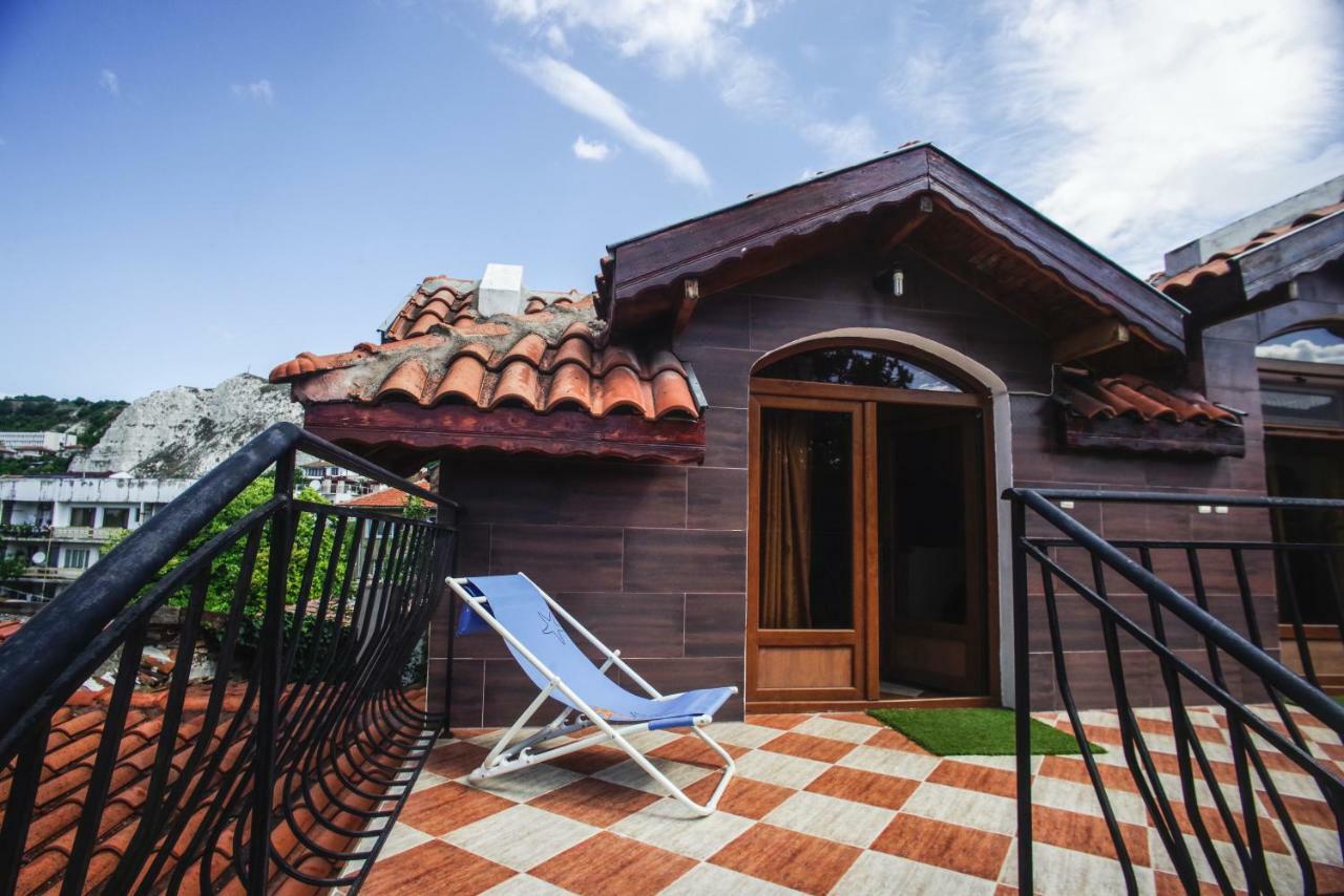 Guest House Yoanna Balchik Exterior foto